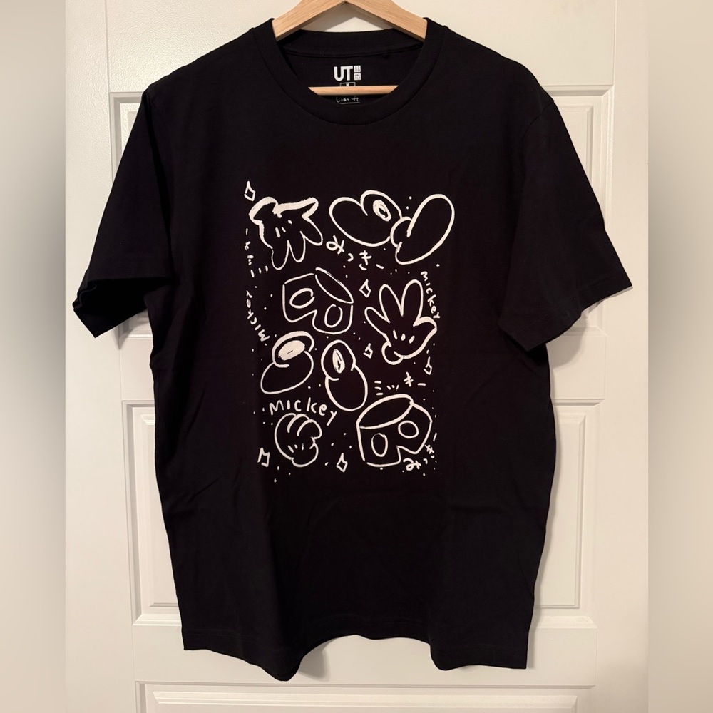 Disney UNI QLO black tee-shirt with white Mickey graphic Design